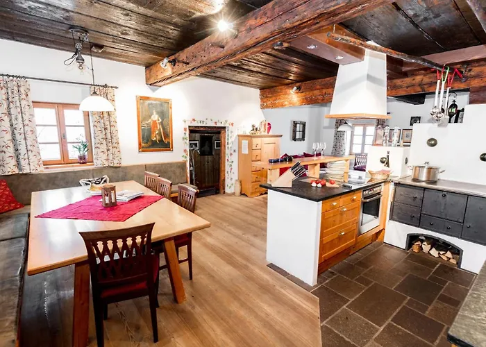 度假居 Napoleonvilla In Rennweg Am Katschberg By Interhome 雷恩贝格